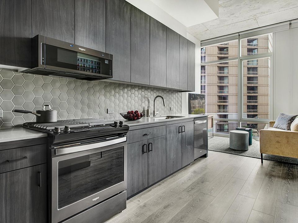 1st image of 23 W Superior St #310