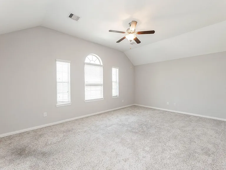 18119 Tall Chestnut St — Photo 28