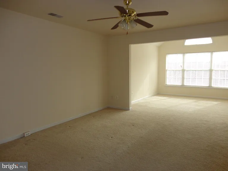 24656 Kings Canyon Sq — Photo 9