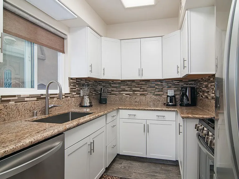 737 Balboa Ct — Photo 9