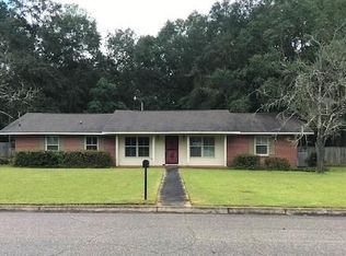 902 Hayes Dr, Dothan, AL 36303