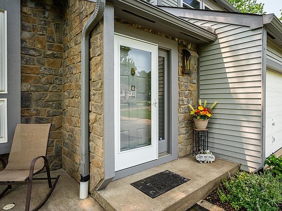 5th image of 5915 Deer Run Dr