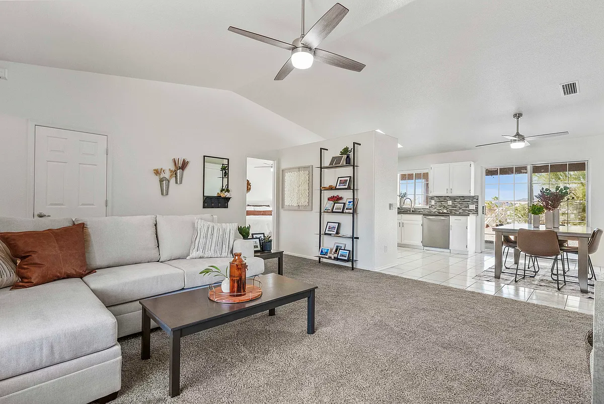 Building Photo - 2489 Ocotillo Ln