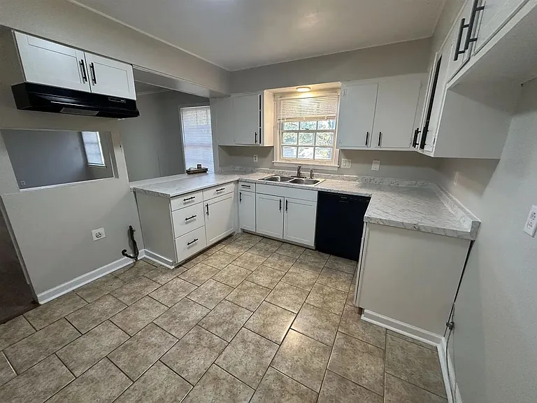 3265 Hanna Dr — Photo 22