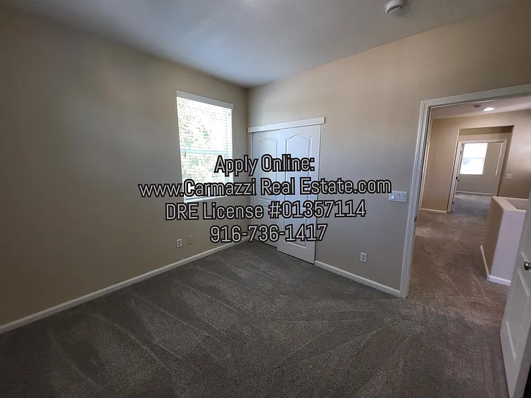 260 Wapello Cir — Photo 18