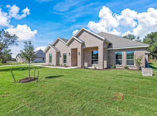 3940 Veal Station Rd, Weatherford, TX 76085