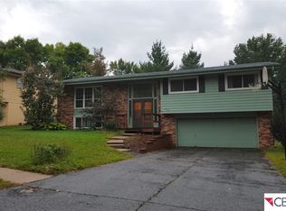 9745 Cady Ave, Omaha, NE 68134