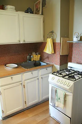 Sold by STAR CITIES INTERNATIONAL PROPERTY CORPORATION | media 4