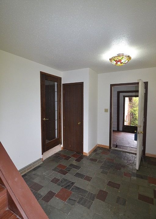 827 Odell Ave, Endicott, NY 13760 Zillow