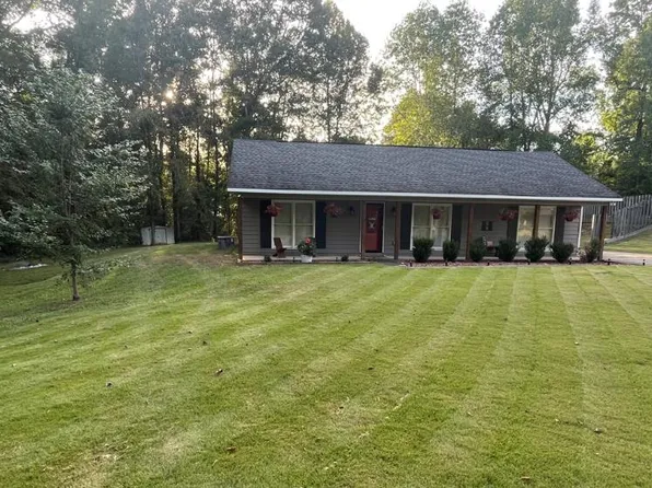 206 Lee Road 2, Smiths Station, AL 36877