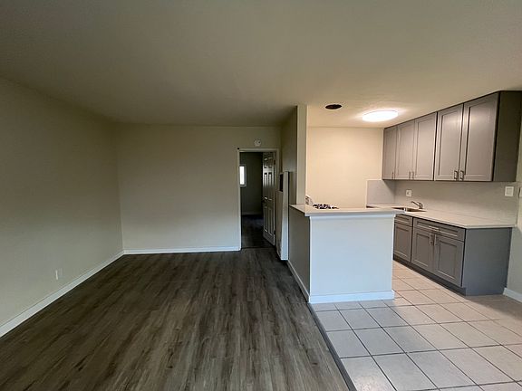 4th image of 207 S Lillie Ave APT 5