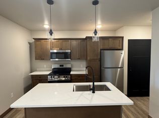 7480 157th St APT 11, Chippewa Falls, WI 54729