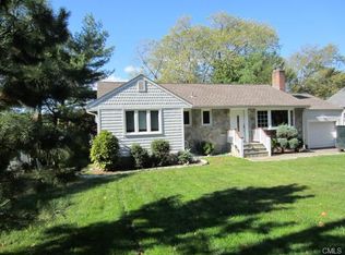 104 Old Kings Hwy S, Darien, CT