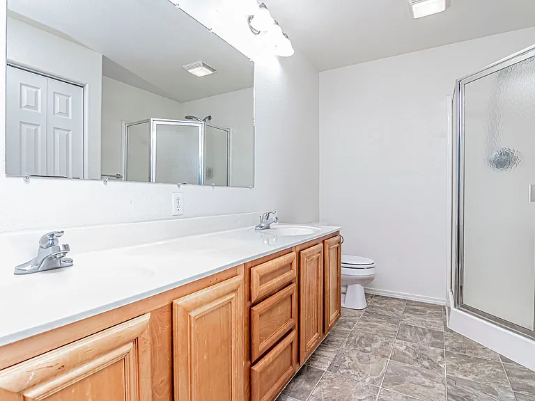 912 Whitetail Ct — Photo 13
