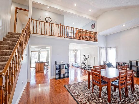 2nd image of 5544 Hearthside Ct