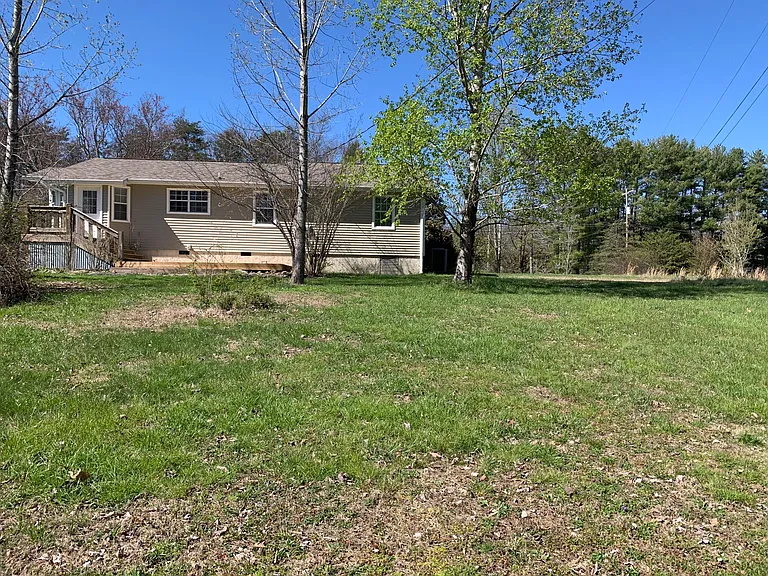 2616 Corral Rd — Photo 5