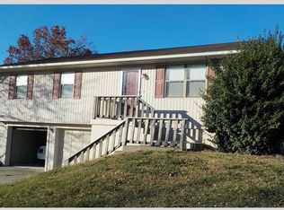 273 NW 75th Rd, Centerview, MO 64019