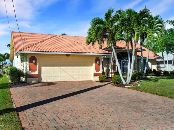 422 SE 12th Ct, Cape Coral, FL 33990