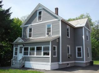 15 Fairfield Ave, Easthampton, MA 01027