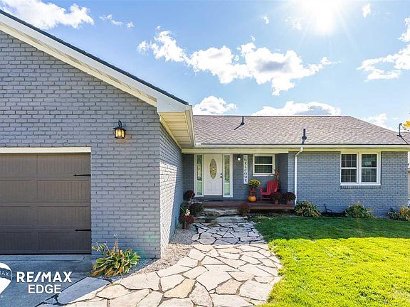 5th image of 3890 Lake Lapeer Dr