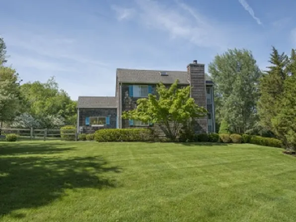 2248 Scuttlehole Rd, Bridgehampton, NY 11932