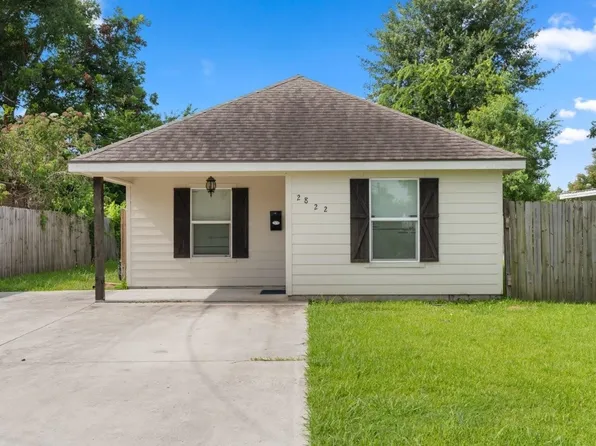 2822 Progressive St, Lake Charles, LA 70615
