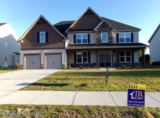 2148 Mannington Dr, Fayetteville, NC 28312