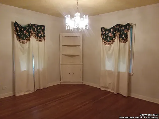 3 bed, 1874 sqft, $1,900 — Photo 3