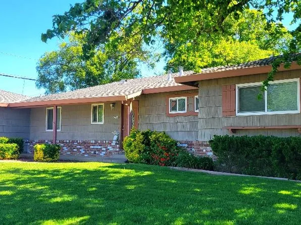 6955 S Land Park Dr, Sacramento, CA 95831