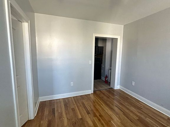 4th image of 1004 Bergenline Ave APT 6