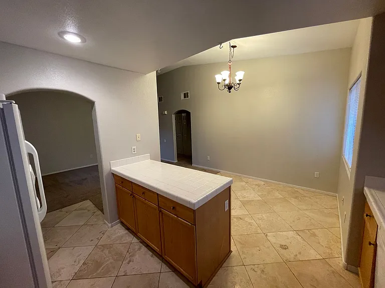 325 Amber Pine St #202 — Photo 18