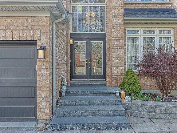 2nd image of 59 Splendor Dr
