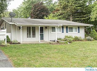 4938 Brinthaven Dr, Sylvania, OH 43560