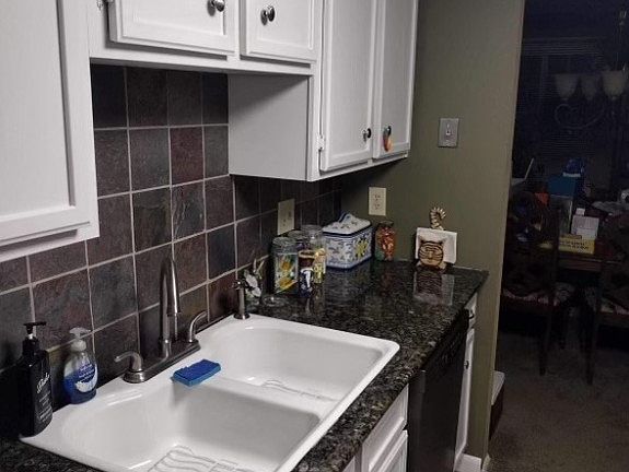 3rd image of 7944 Clovertree Ct #7944