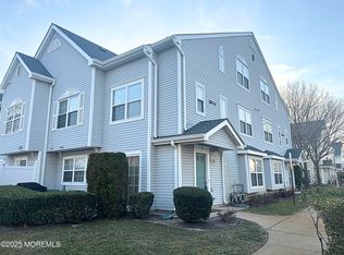 70 Shinnecock Hills Ct #1000, Howell, NJ 07731