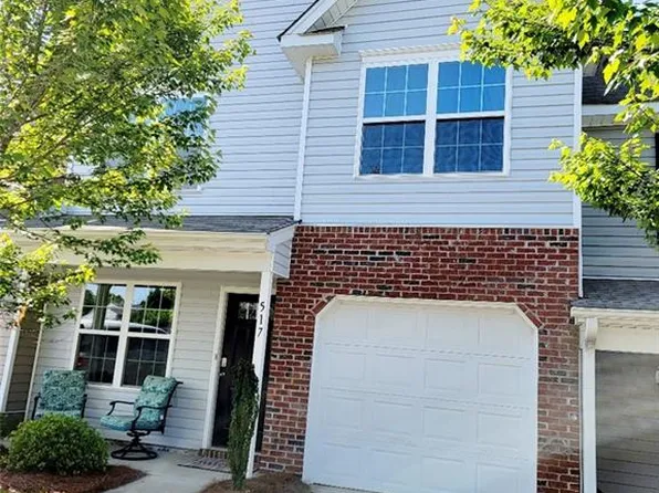 517 Song Sparrow Ln, Greensboro, NC 27409
