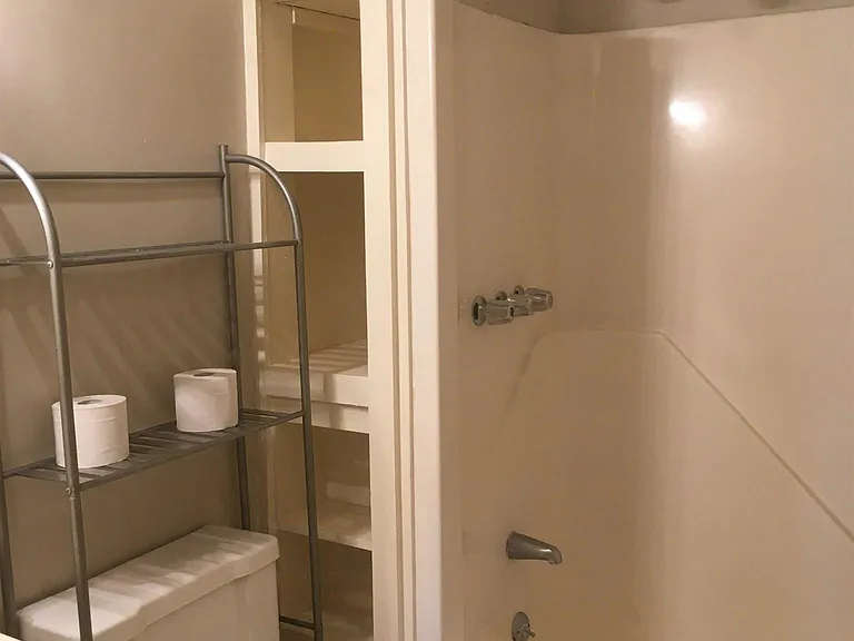 710 S Bonham Rd — Photo 15