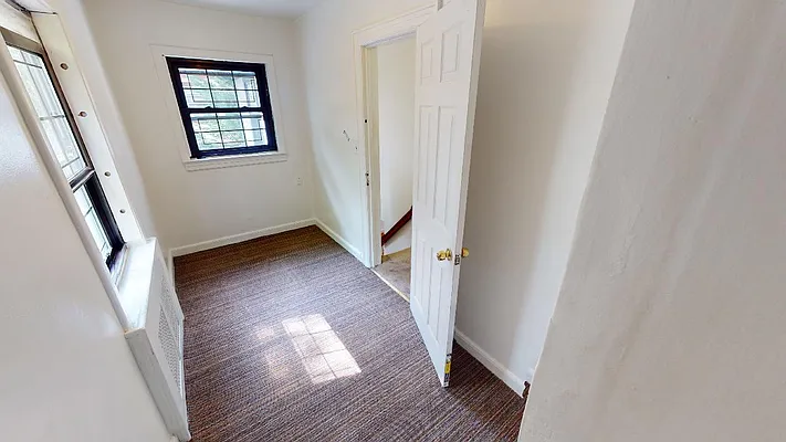 Rented by Metro Garden Realty NYC | media 27
