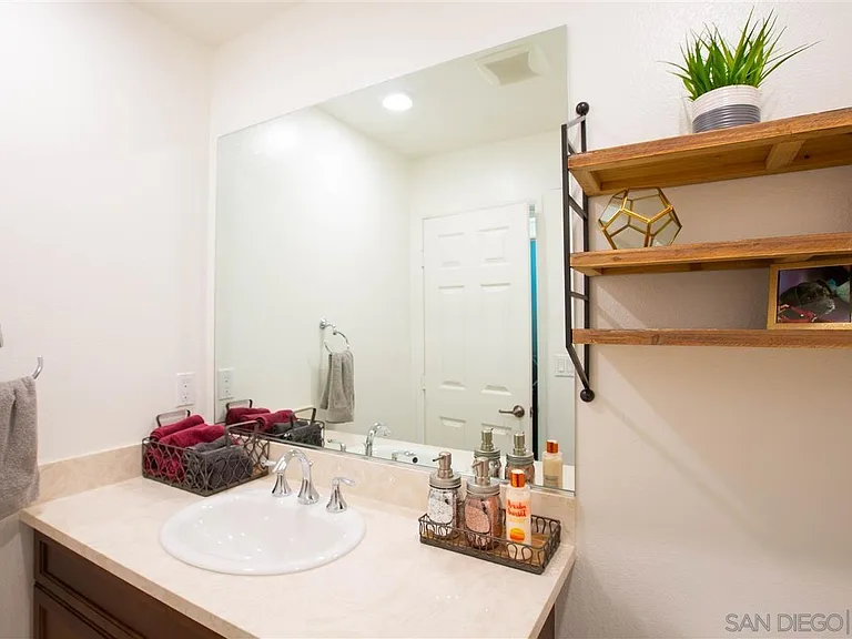 2730 Sparta Rd #1 — Photo 12