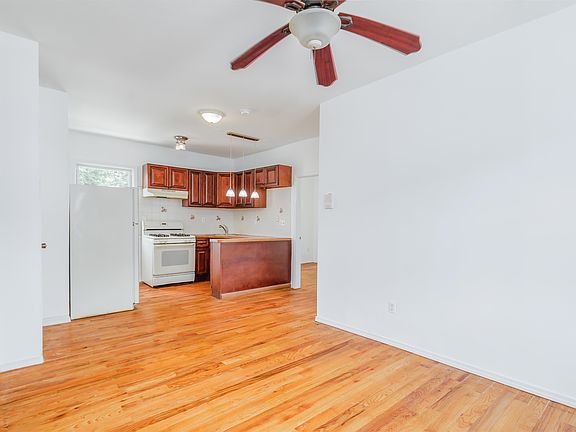 2nd image of 147 Avenue E Floor 2