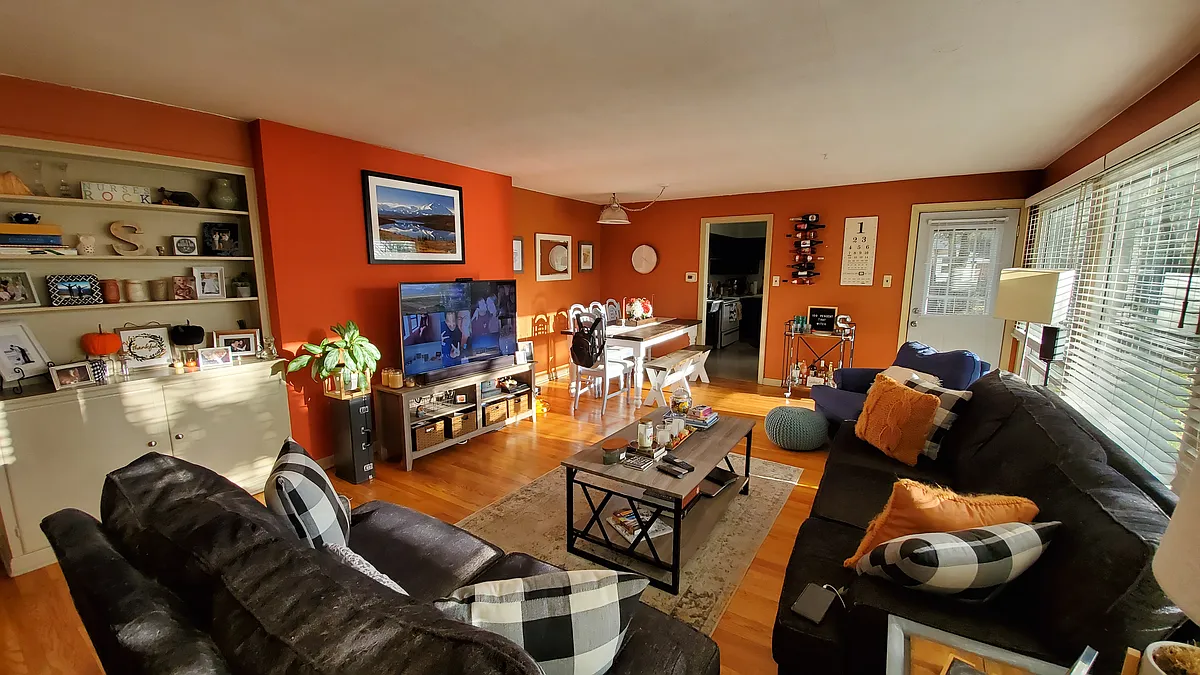 Building Photo - 1117 N Niles Ave