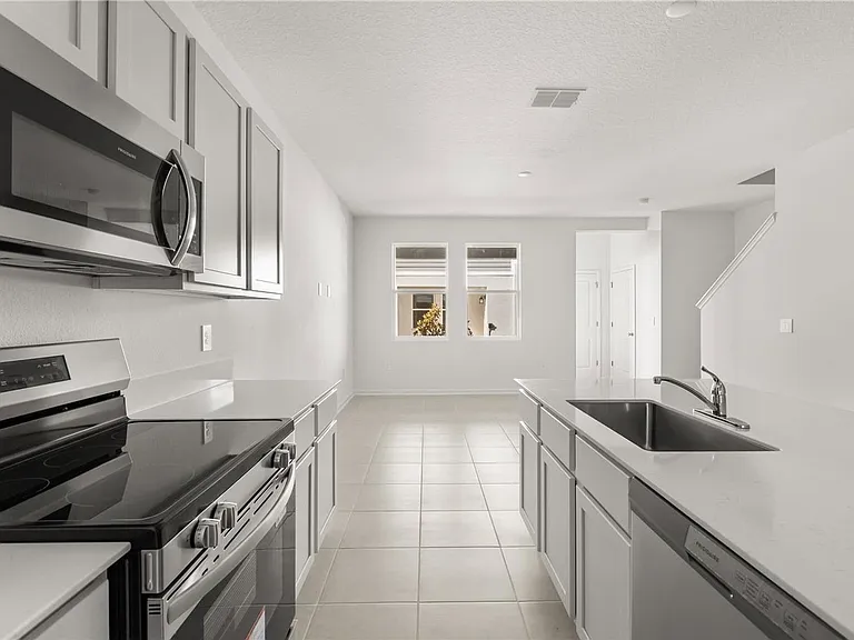 3126 Kurtz Ter — Photo 22