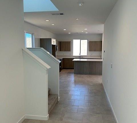 2nd image of 11208 N La Brisa Dr