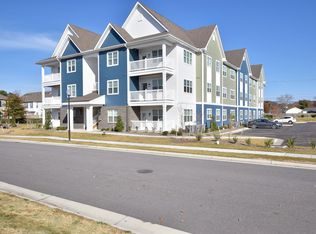 1720 Vankar Dr #205, Virginia Beach, VA 23456