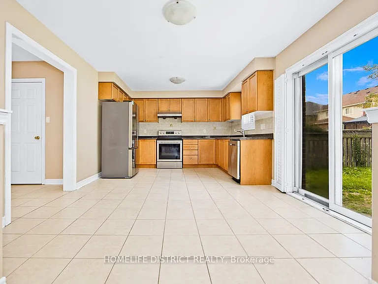 47 Ball Cres — Photo 9