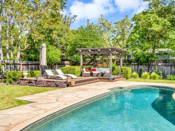 (undisclosed Address), Calistoga, CA 94515