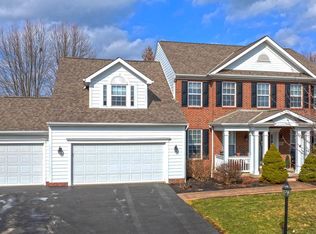 88 Mendolin Way, Powell, OH 43065