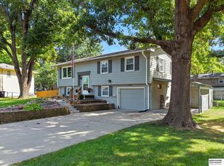11005 Spring St, Omaha, NE 68144