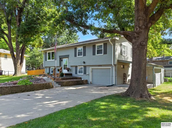 11005 Spring St, Omaha, NE 68144