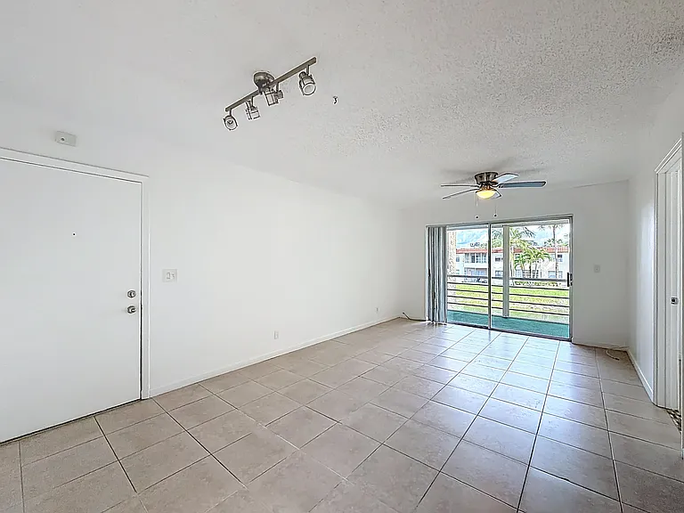 235 Lake Dora Dr #235 — Photo 6
